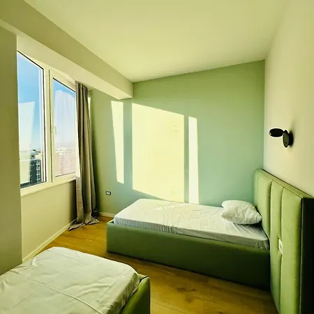 Lovely Apartments Near The City Center Tirana Exterior photo